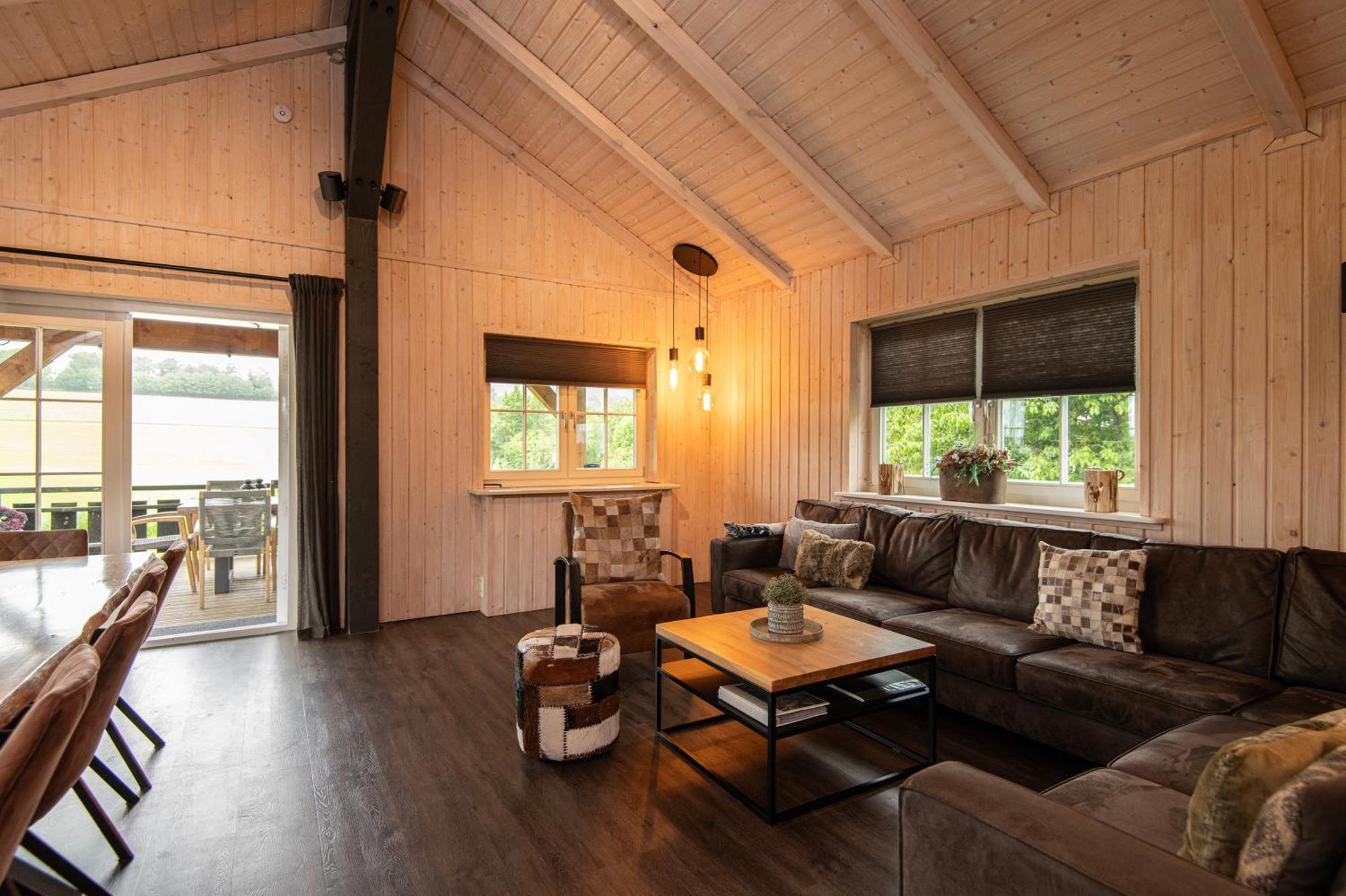 Kustelberg Lodges Medebach Buitenkant foto