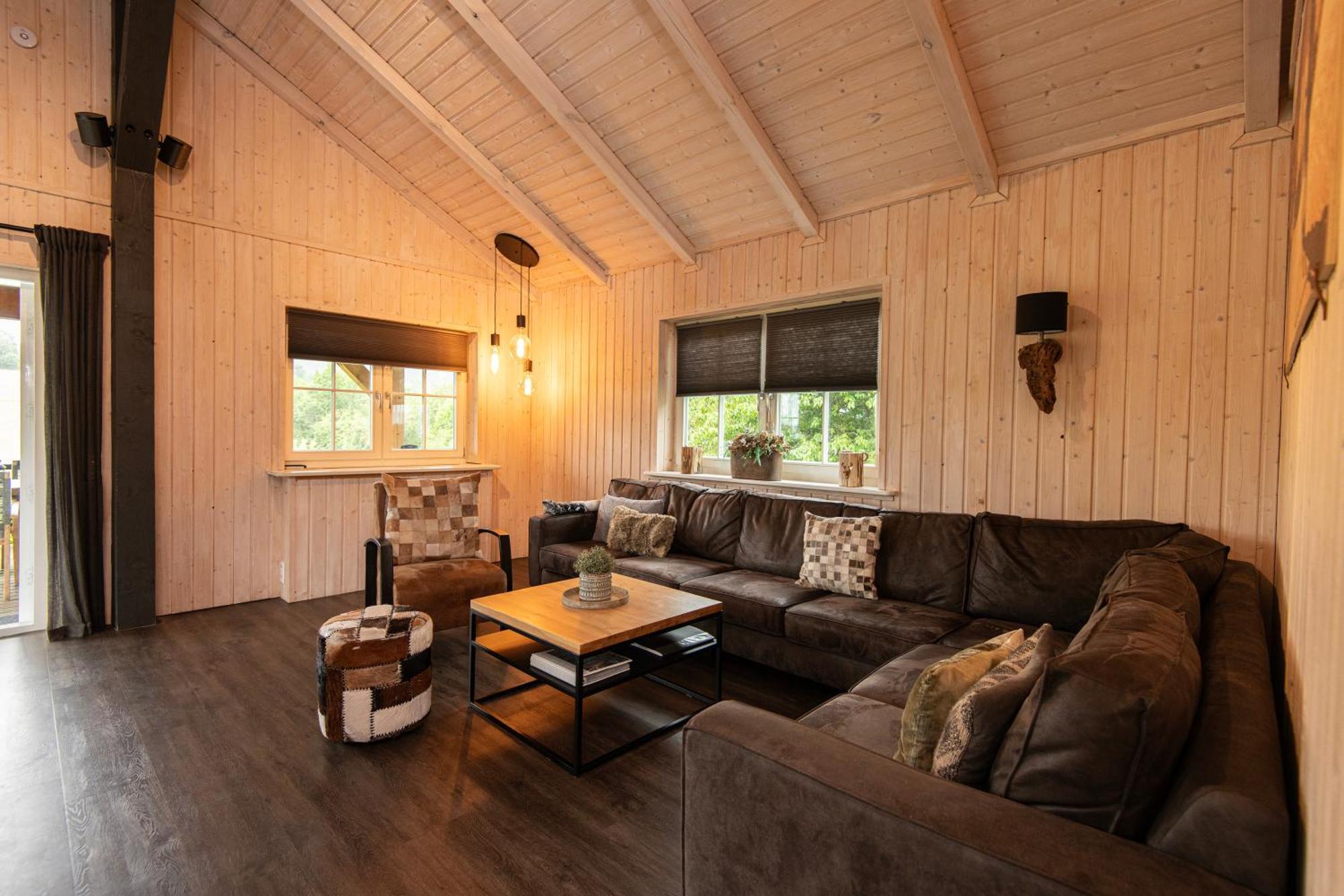 Kustelberg Lodges Medebach Buitenkant foto